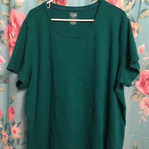 Short sleeved crew neck T-shirt